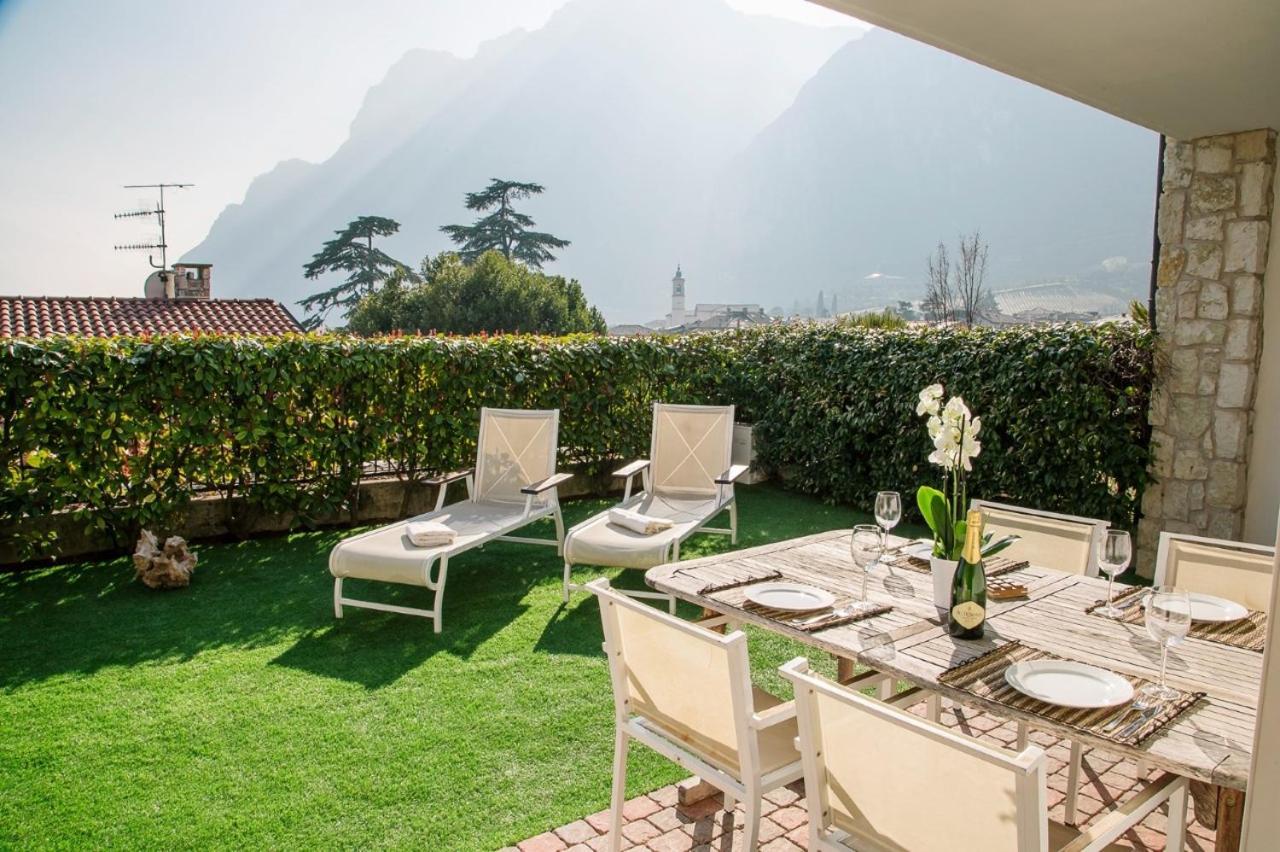 Love Garda Lake Apartment Riva del Garda Bagian luar foto